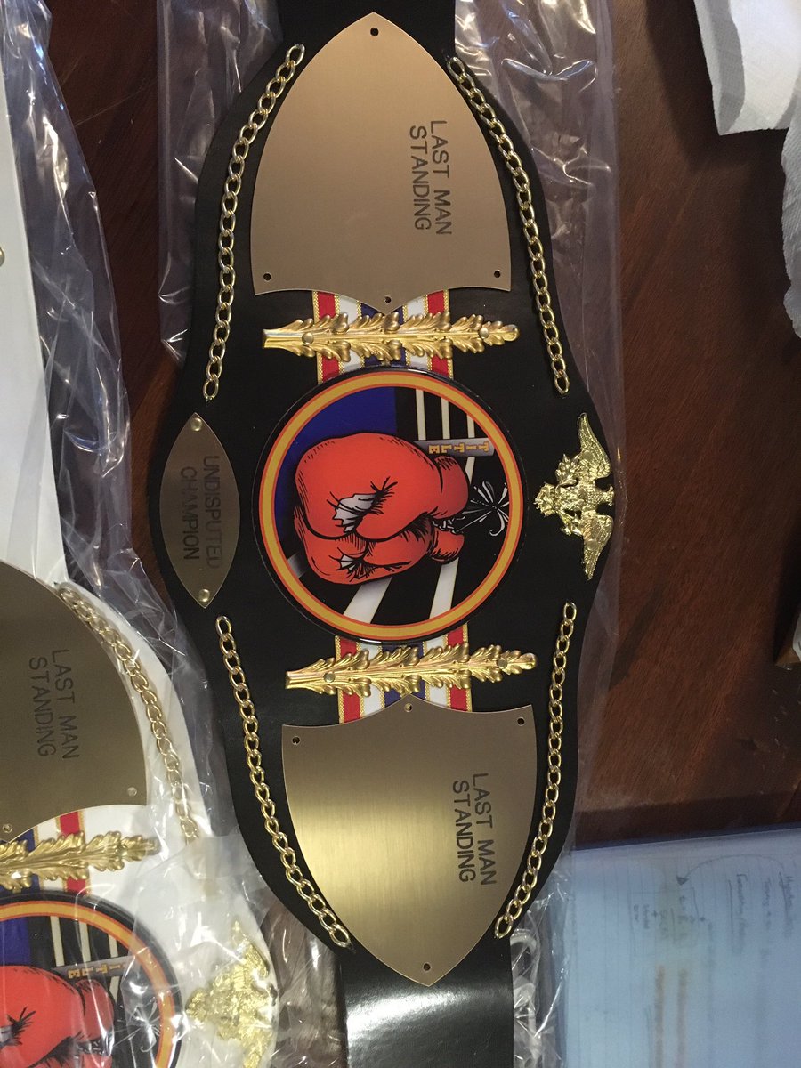 Who will win the belt from the men's division? Quote this tweet and tell us!