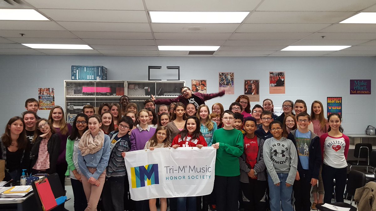 J9PhD's tweet photo. All members of Chapter 6316, a record of nearly 40!!! @NAfME @MrsR_SMMSChoir @WVMEA @NBWhiteSMMSPrin https://t.co/dT2kBhs8DG
