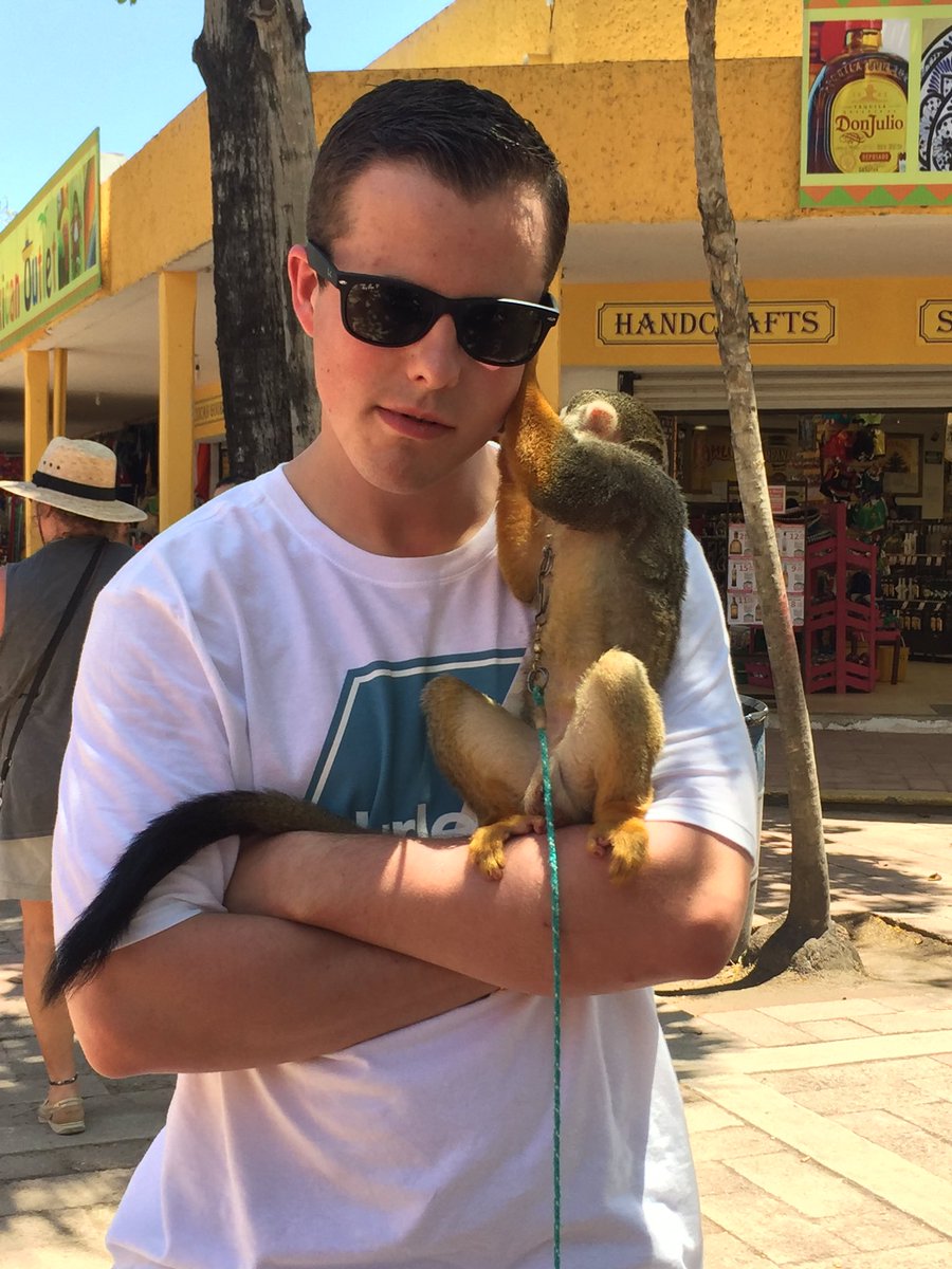 SchmitzKempton's tweet photo. The only animal that loves me is this monkey I paid to take a picture with https://t.co/pCv1IJurxO