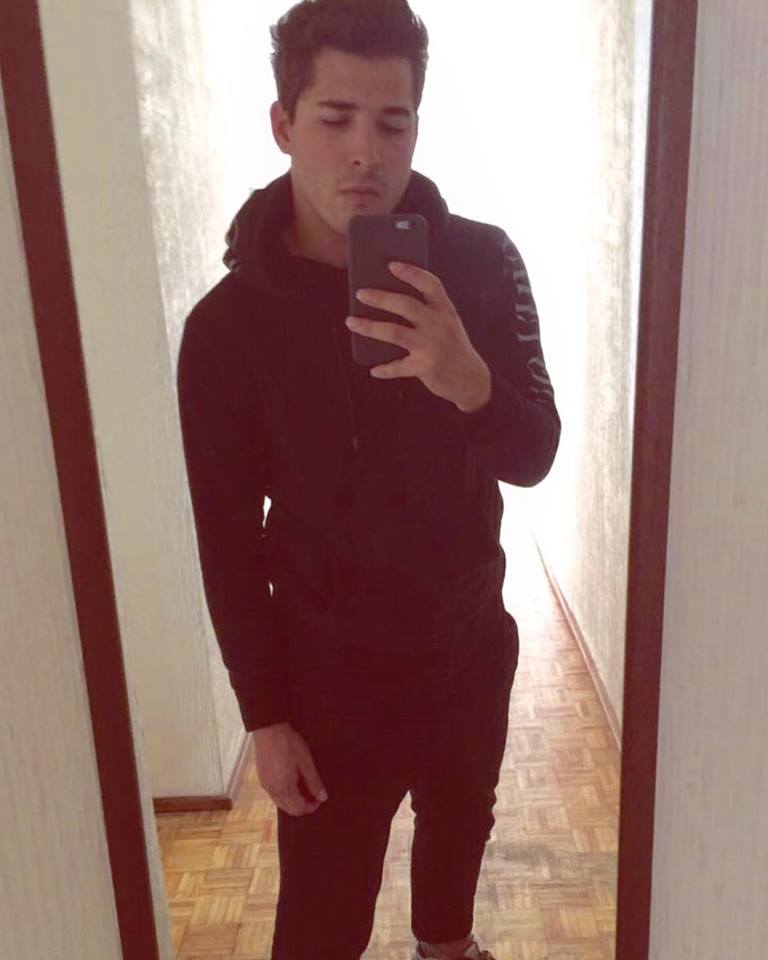 alwaysreik's tweet photo. Julio hoy rumbo a ensayos 💕💕💕 https://t.co/9p0Hkizfkw