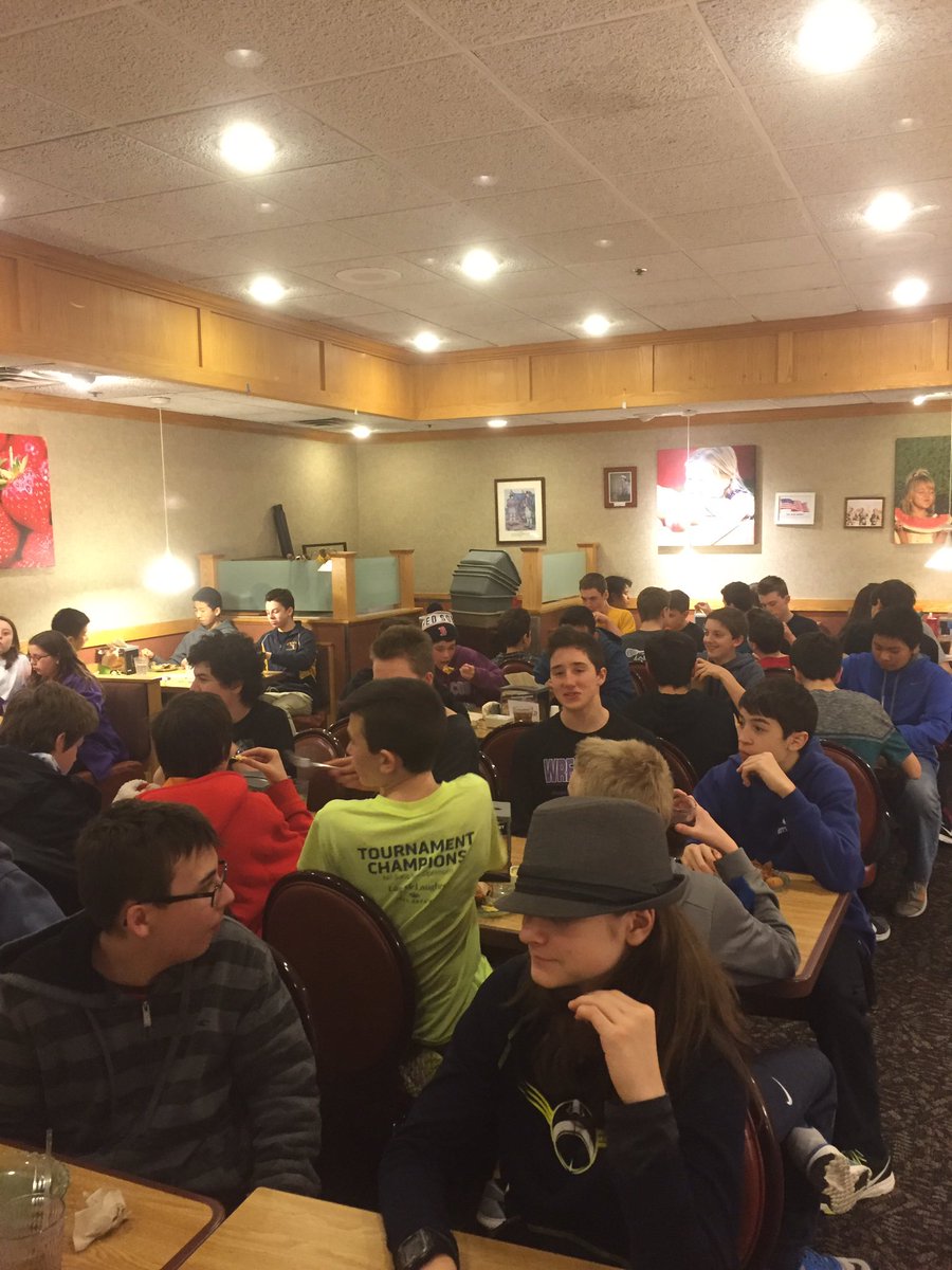 emsschool's tweet photo. Dinner is done!  On our way to the hotel. https://t.co/caJMWzeBp9