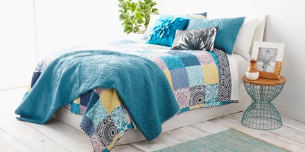 WalmartCanada's tweet photo. Quilts are in! Store away warmer throws and think about adding lighter layers for spring.  #timetorefreshcontest https://t.co/gCuDyDpLBU