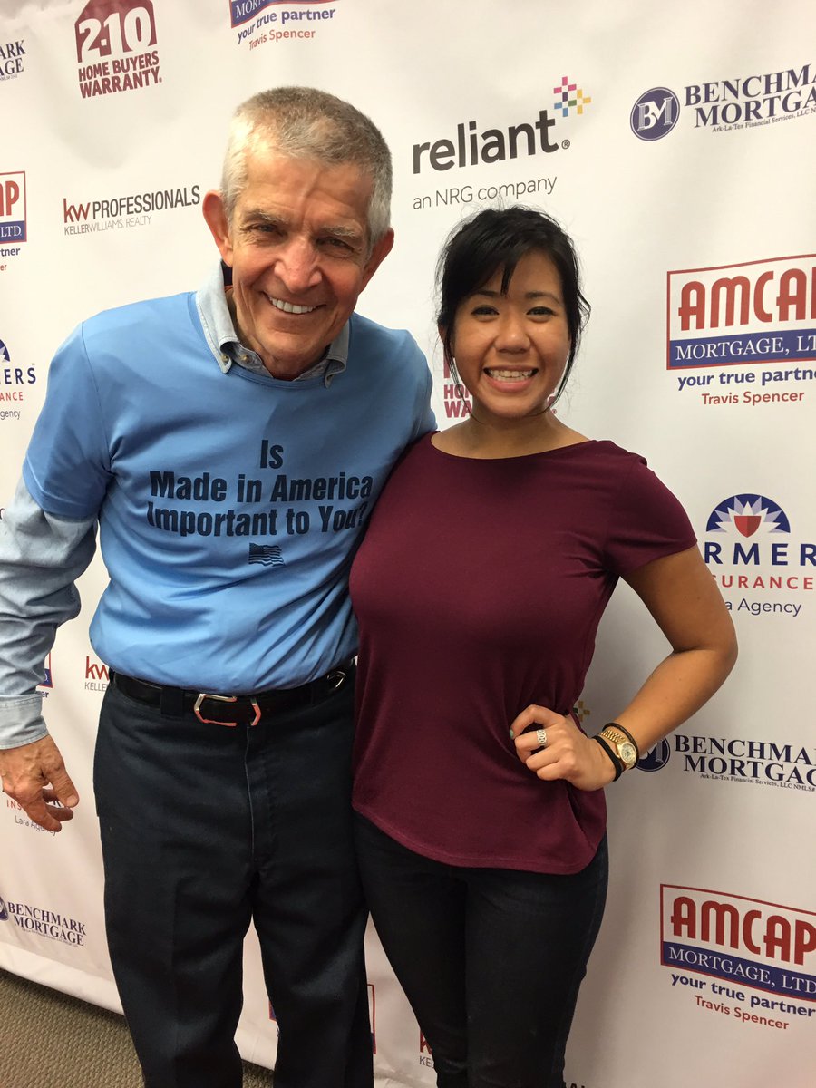 SeeTimSell's tweet photo. Thanks @MattressMack @GFToday for supporting the #STSTeam @kwri in #Houston! https://t.co/YgF8zZHuVB