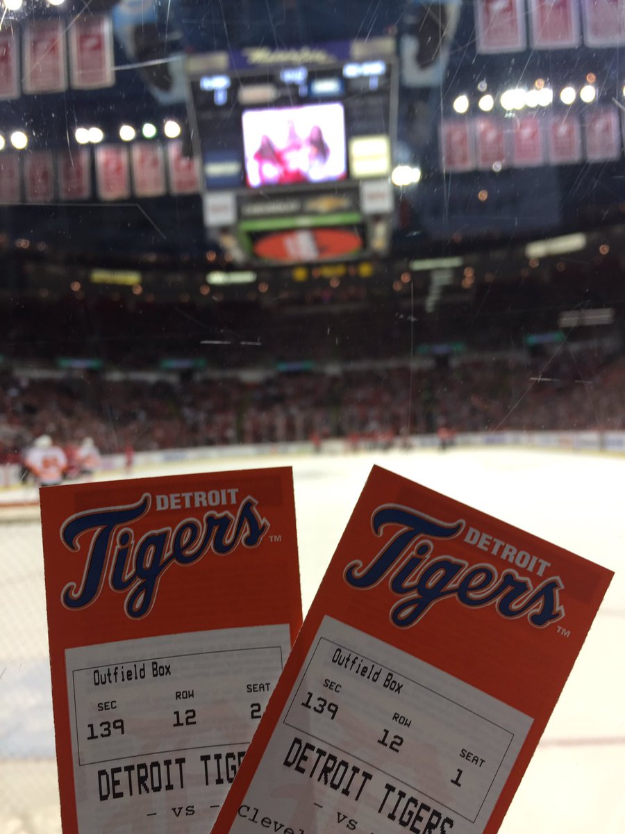DetroitRedWings's tweet photo. Hey #Hockeytown, we have a pair of @tigers tickets up for grabs 😝 Tweet us your seat with #DRWThanks! #LGRW 🐯 https://t.co/aFlc12qolY