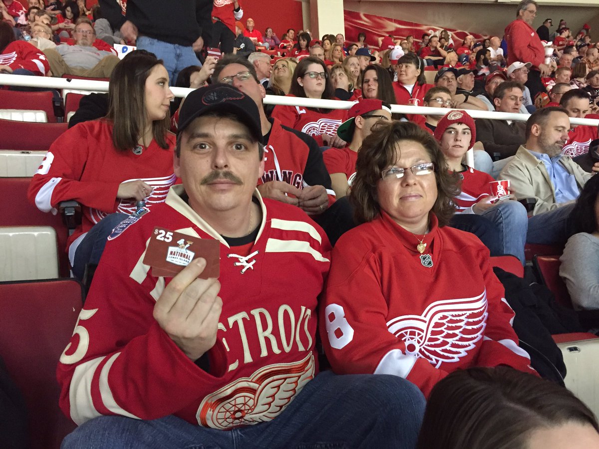DetroitRedWings's tweet photo. Congrats @StephenDegrand! Enjoy @natlconeyisland ππ #DRWthanks #LGRW https://t.co/Mgpk1ho2be