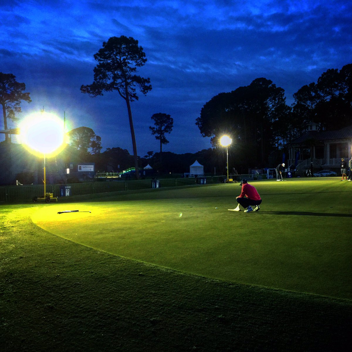 PGATOUR's tweet photo. Early putting prep. ⛳️

Good morning from Harbour Town. https://t.co/ymmWLi0BY5