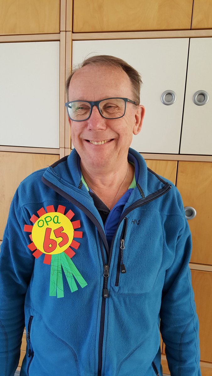 Margosaras's tweet photo. Hoera Opa 65 jaar!! @petersaras https://t.co/VQW6wGxAfy