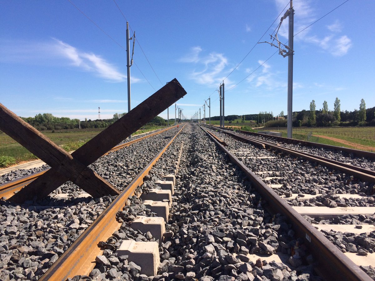 QuentinHll's tweet photo. #EstaTrain en visite dans le sud ! #OcVia nous accueille sur le #CNM aujourd'hui.
#TeamFerro @Estaca_twit https://t.co/689fCUHNRn