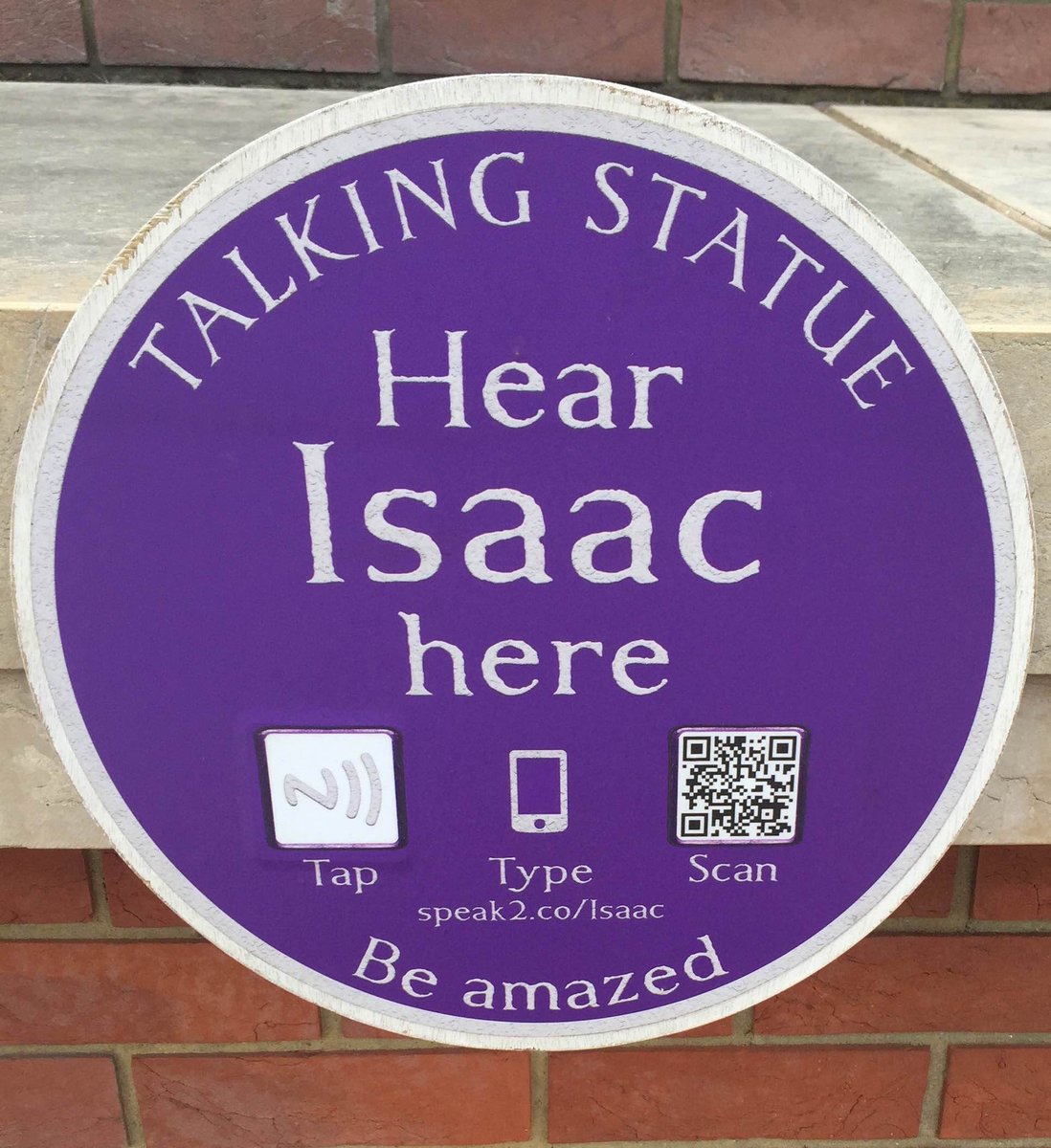 Nice talking statue outside the British Library - same place as the first <a href="/talesofthings/">TOTeM</a> tag, all those years ago