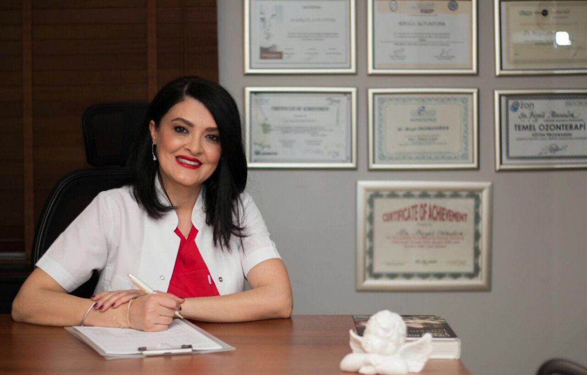 e4Haber's tweet photo. YAZ GELİYOR BEDENİNİZLE YETERİNCE BARIŞIK MISINIZ? https://t.co/Y4GCQPdLZF #BurayaYazıyorum #diyet #detoks #sağlık https://t.co/kaEx6MoMoN
