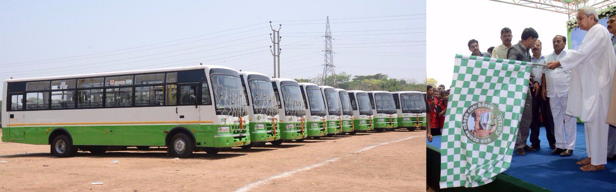 Naveen_Odisha's tweet photo. Happy to lay foundation for development of Parks; flagged off 30 buses for improved intra-city transport in #Cuttack https://t.co/1ncZWEW133