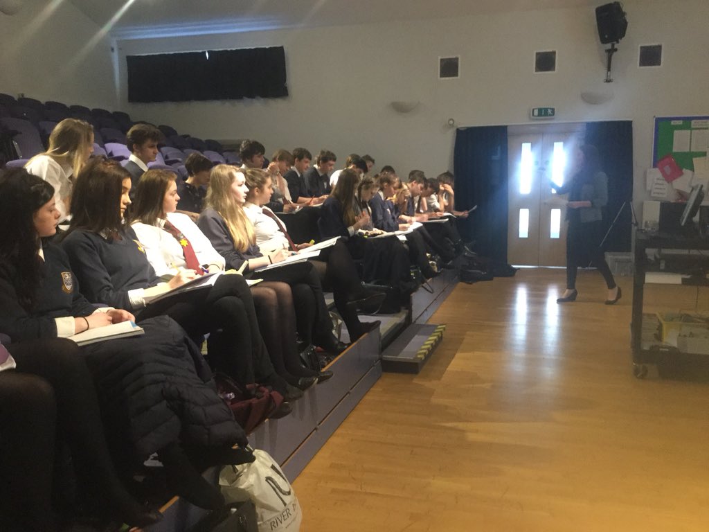 TandLRyedale's tweet photo. English masterclasses are in full swing! https://t.co/AIeS5y7NGc