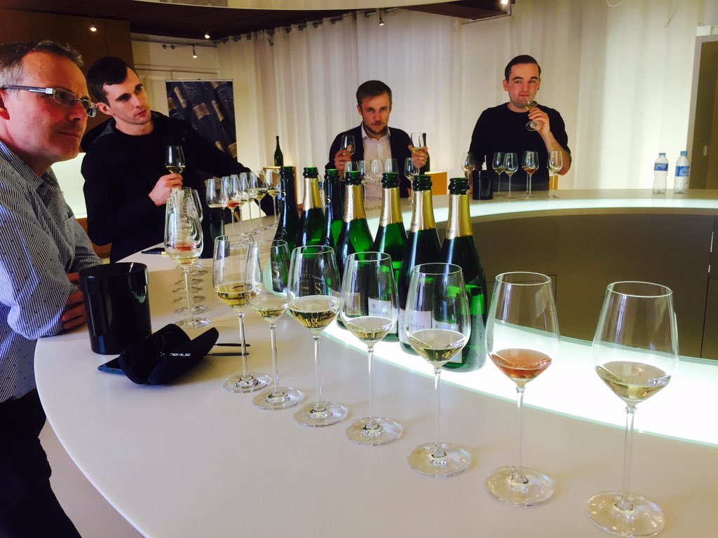 TeBonO's tweet photo. Great tasting @SalonDelamotte with @CarlJ1986 @c_clarke1 @corneyandbarrow Mike Lury amazing champagnes #bestbubbles https://t.co/kDleEeNybW