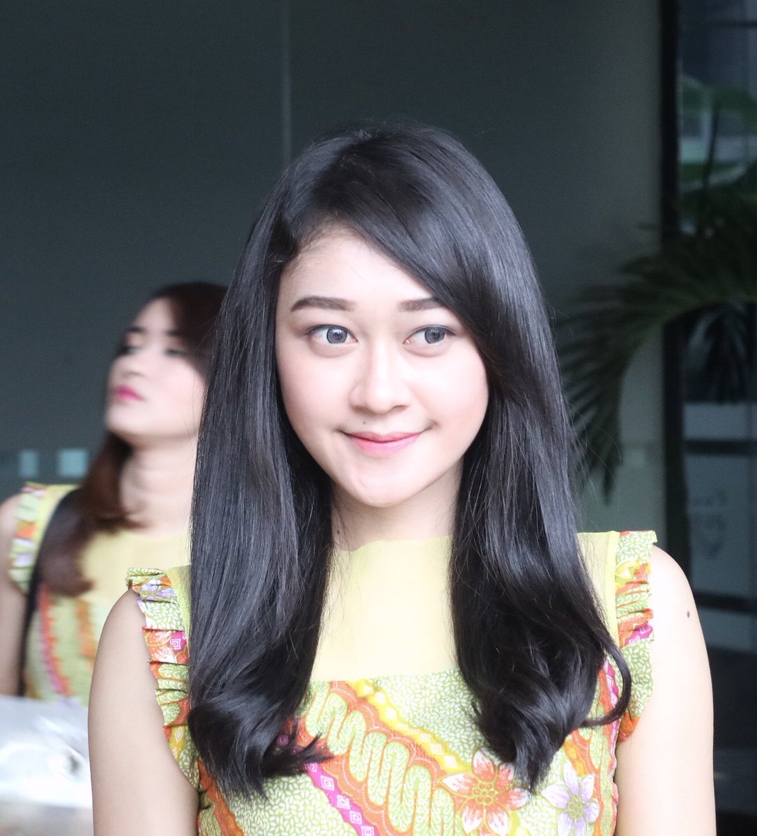 irza_rivai's tweet photo. wohooo.. si admin gape juga..bole2, bisa lah jadi #ELno1  #LiveChatEllenChiBi @AirAzzamZam @djt13596003 @FTHRRYNLD https://t.co/y4hZlFRjqc