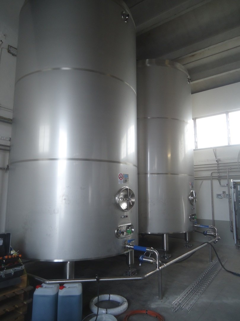 MarcoFlorian69's tweet photo. New project - Italy. Automated Cattle Feed Preparation and Distribution Systems https://t.co/OnHdEvfIu3
