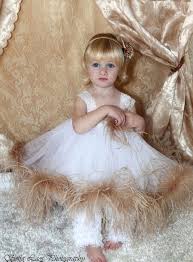 Cute in #Ostrich #Feathers