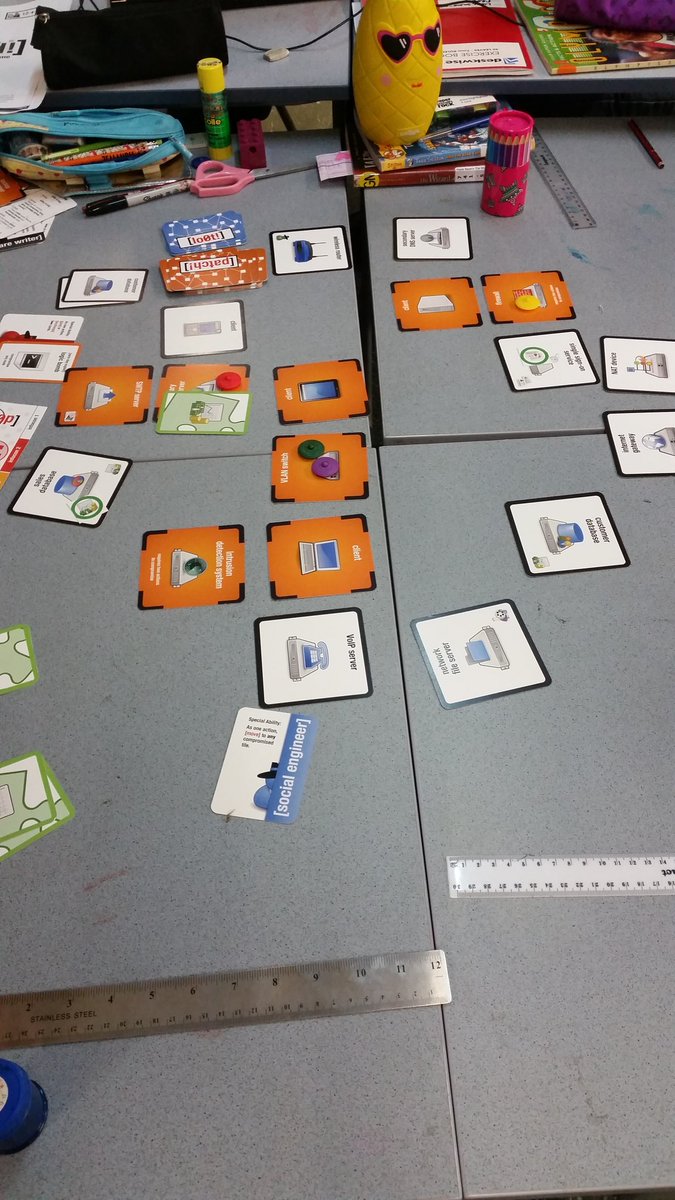 Sputina's tweet photo. Fun day at @CodeClubNZ at Crofton Downs playing @d0x3d! https://t.co/OZSa1SnVHv