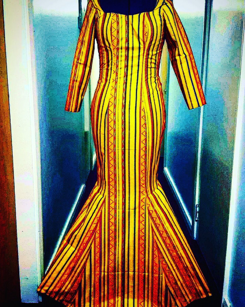 charlescrain100's tweet photo. Dress by me !!!!!. Used the #dressblock #mermaid_gown_project #sleeve_block from @Chinelobally #freehandfashion book https://t.co/afr6S2ozFS