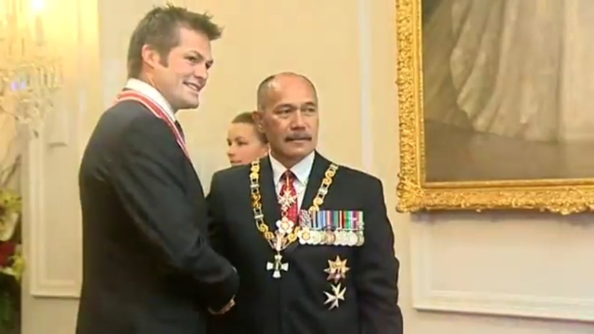 eatsleeprugby's tweet photo. Congrats to Richie McCaw who has been named as the youngest person to be made a member of the order of New Zealand. https://t.co/W01FYphlyk