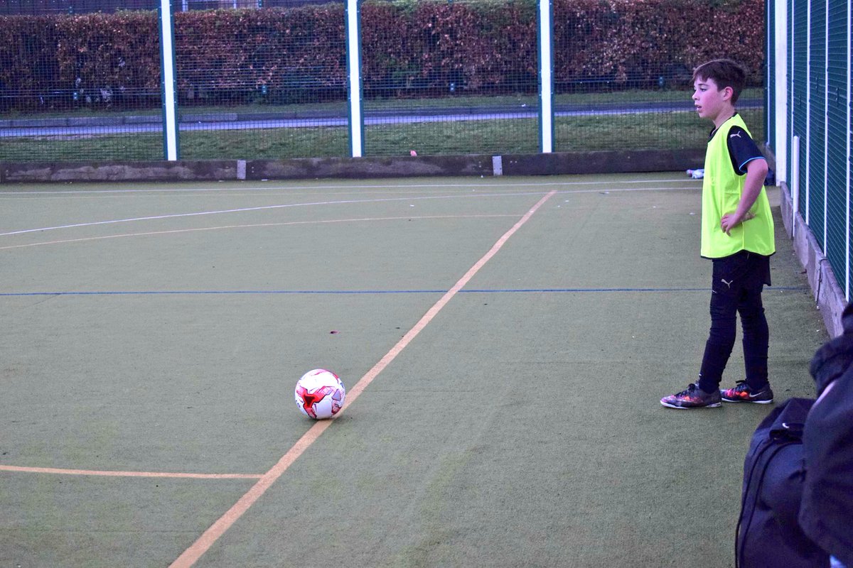 cp_coaching1's tweet photo. GREAT session on TUESDAY‼️⚽️ If you like what you see DM me for details! ⚽✅️ #HD8 #footballcoaching #cpcoaching https://t.co/fFSGSQkOLh
