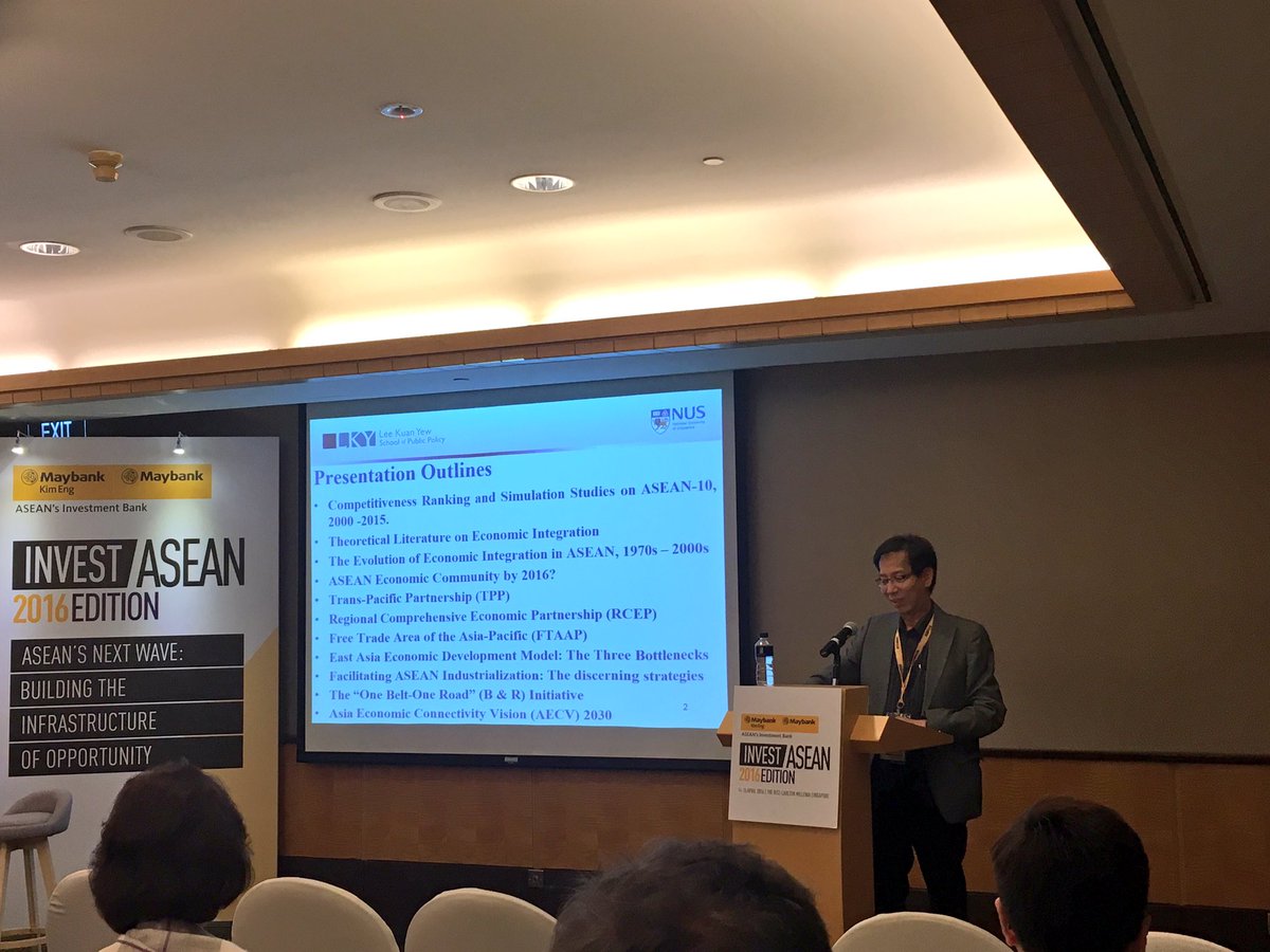 MyMaybank's tweet photo. Dr Tan Khee Giap presenting on #ASEAN Blocs, Blocks and Nex Gen Competitiveness #InvestASEAN #beASEAN #beNexGen https://t.co/aglBNUmw4o
