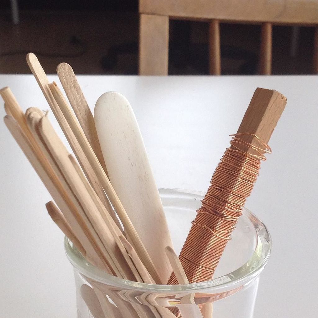 TurinaJewellery's tweet image. Let's get some work done! #turinajewellery #madeinamsterdam #desktools #behindthescenes #m… ift.tt/1NplvRd