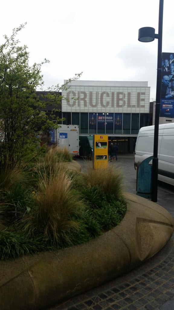 BBCSnooker's tweet photo. The Crucible within sight, World Championship is just around the corner. 
Good morning from Sheffield #bbcsnooker https://t.co/6UfzMbruD5