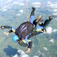 LocalHelpCrawley tweet media