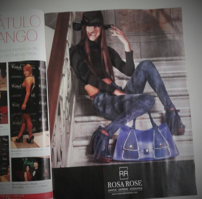 rosarose_moda's tweet photo. Buscanos y #encontranos en la nueva revista #Caras!! #RosaRose #Moda #AW16 Colección #OtoñoInvierno !! https://t.co/qVevu7Oiba