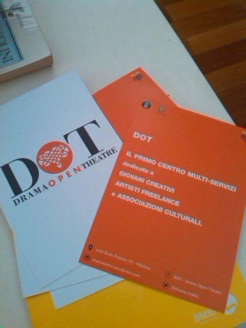 drama_teatro's tweet photo. Freschi di stampa! #DOT @drama_teatro #Funder35 #coworking #teatro #culturability3 #serviziculturali #Modena https://t.co/Mltw2ZTlnb