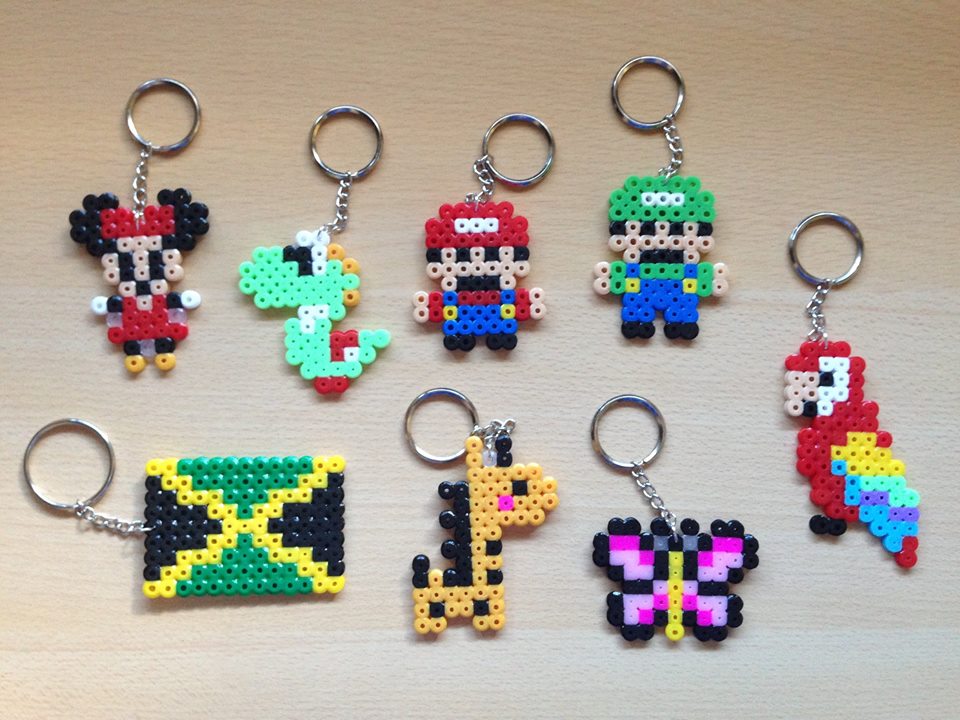 PbTalisman's tweet photo. Nuevos llaveros de @HamaBeadsRol 
Disponibles en nuestro corcho, a 1€ la unidad ^.^

Son chulísimos!! https://t.co/oc6o7FOe9L