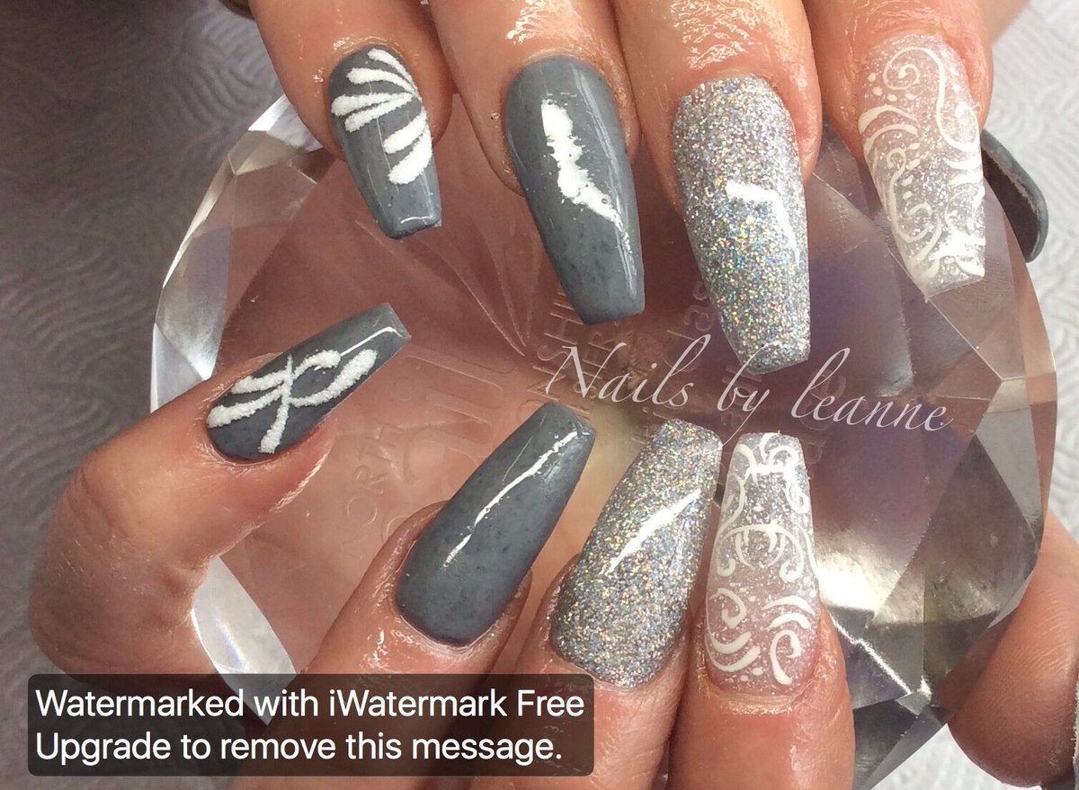 LeanneFoers's tweet photo. #yournails #yournailsmag #showscratch https://t.co/x1WBqCC2Ka