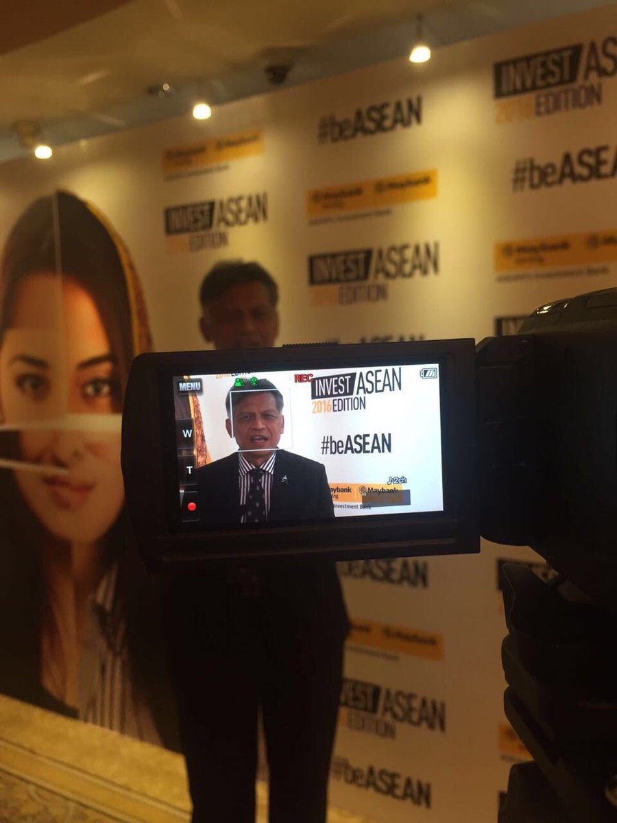 MyMaybank's tweet photo. Dr @spitsuwan interviewed by Maybank Kim Eng at #InvestASEAN #beASEAN #beSustainable #beNexGen https://t.co/H0Du9SJwBW