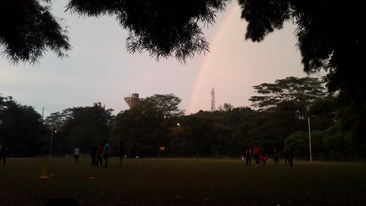 CricketUI's tweet photo. Ini foto latihan kemarin sore!(13/04) wah latihannya dihiasi pelangi cantik sekali ya🌈 https://t.co/YpIRtqlT5K