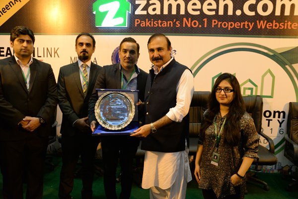 BlogBattalion's tweet photo. Details of successful #ZameenXpo @ZameenProperty #BLOGBATTALION
https://t.co/VKMTURJ9Jr https://t.co/QJIgmVfQ3T