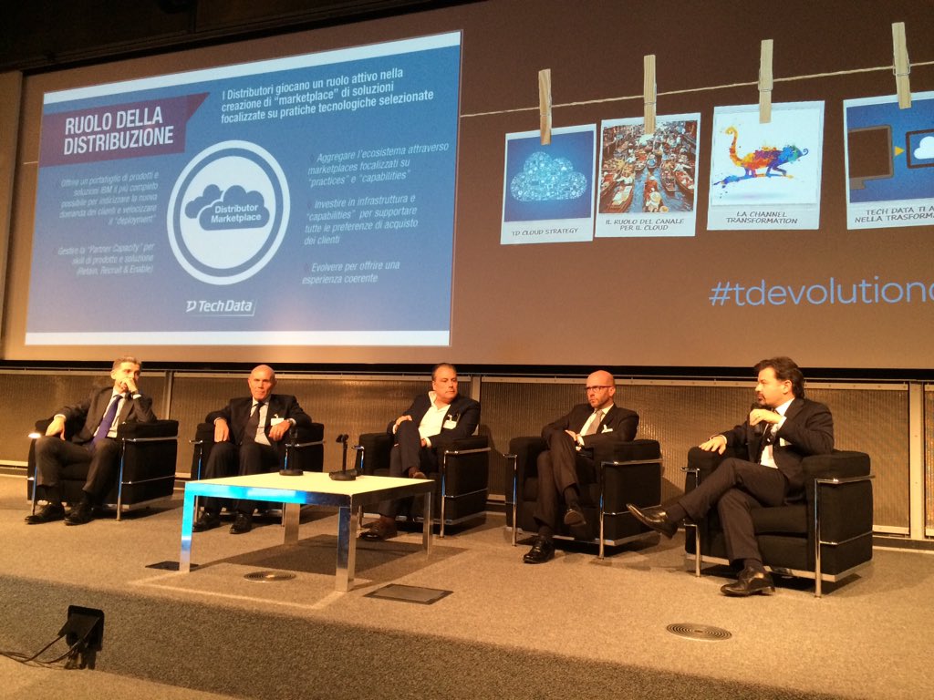 ErminiaN's tweet photo. #tdevolutionday parlano i partners... That's hybrid! #ibmcloud @TechData_IT @matteo_ranzi https://t.co/KlUw1rBEVi