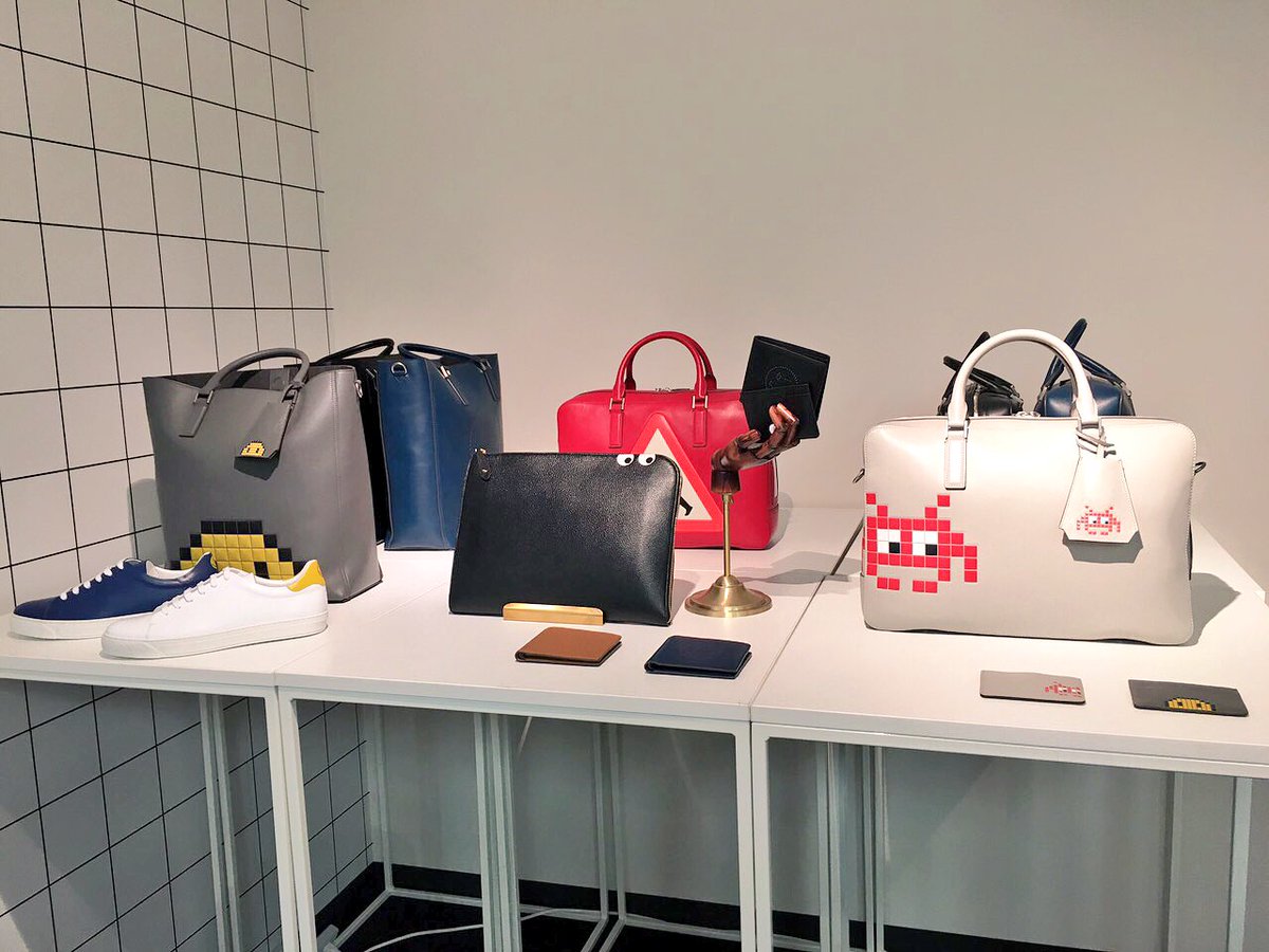 Wwdjapan 展示会取材 アニヤ ハインドマーチ からついにメンズが登場 バッグやレザー小物 スニーカーなどバリエーションも豊富です Anyahindmarch 1617fw T Co Haketaukp2