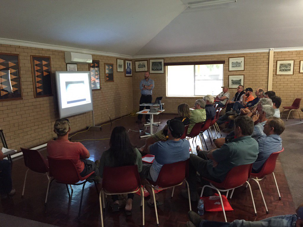 PrimeAgWL's tweet photo. #PrimeAg Animal health/trade fair day #Coopers #Zoetis #Merial #BayerAH #Virbac #Warratah #Jurox #SouthernWire https://t.co/wh41rkOENh