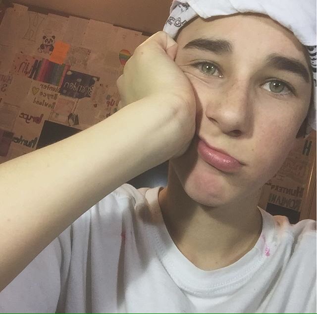 _chancetyler's tweet photo. @HunterRowland awe get better my baby😪❤️ ily & i hate that you don't feel well😔 #getbetterhunter💜💜💜💜💜 https://t.co/TMfQvUKsD9