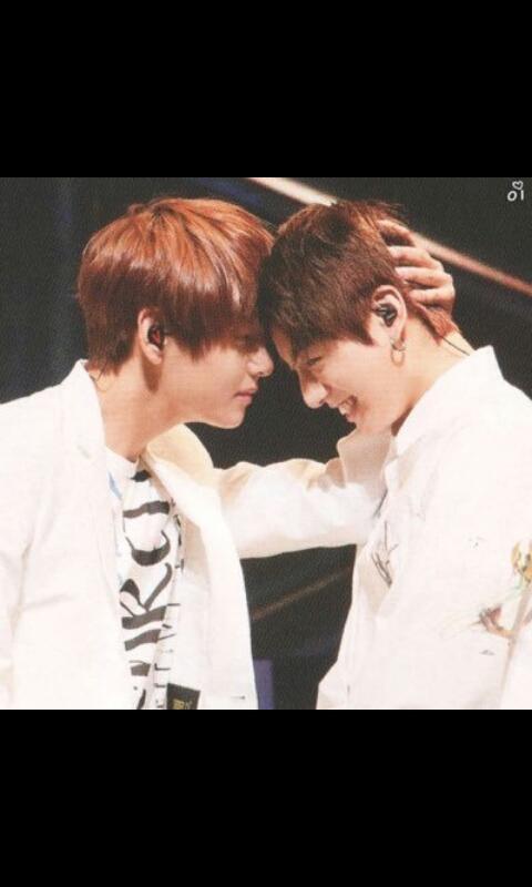 sani_2's tweet photo. #vkook https://t.co/Jzp2fM6kCb