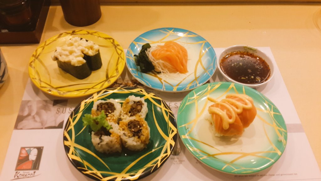 sonichandra87's tweet photo. Sushi time.... https://t.co/Uc5msLdIZl
