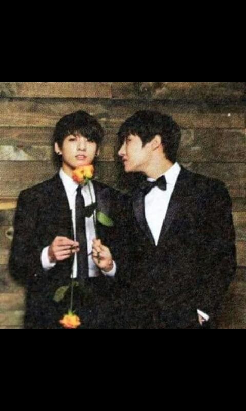 sani_2's tweet photo. #hopekook https://t.co/4ecXrKNiW2