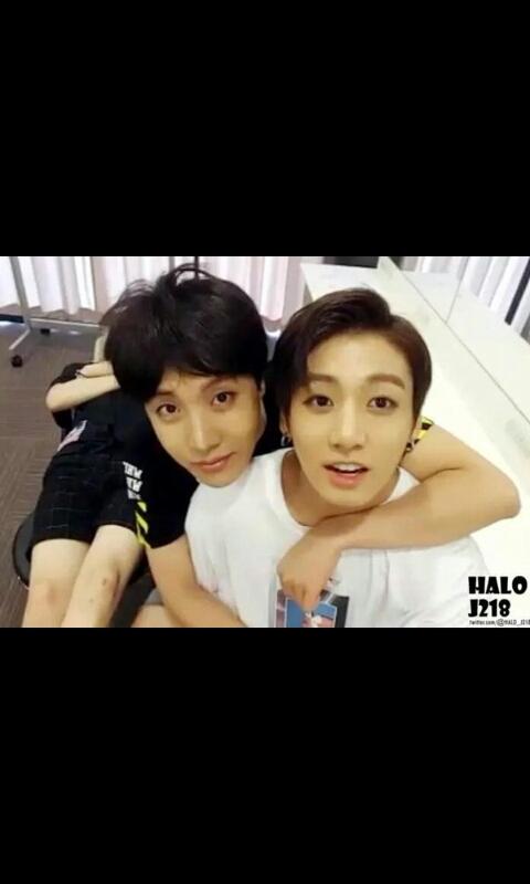 sani_2's tweet photo. #hopekook https://t.co/4ecXrKNiW2