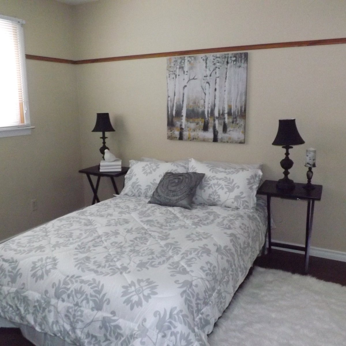 showoffs's tweet photo. Cute bedroom staged today. https://t.co/9yDqREDL6K
