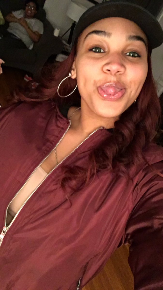 Bre_Agressive's tweet photo. Wednesday💋 https://t.co/IwFziG3TWU