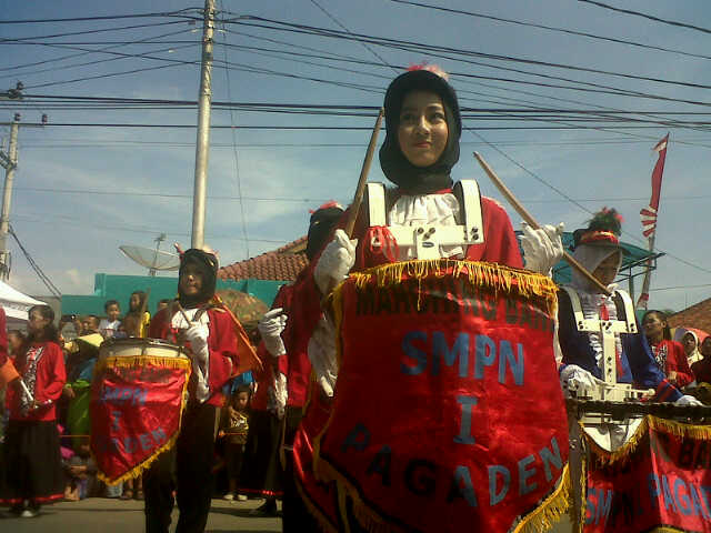 subangtalkcom's tweet photo. Pawai Alegoris #68thSubang dari Drum Band Pagaden #Suban68erkarya #dariSubangUntukDunia https://t.co/WKGhSGgYYP
