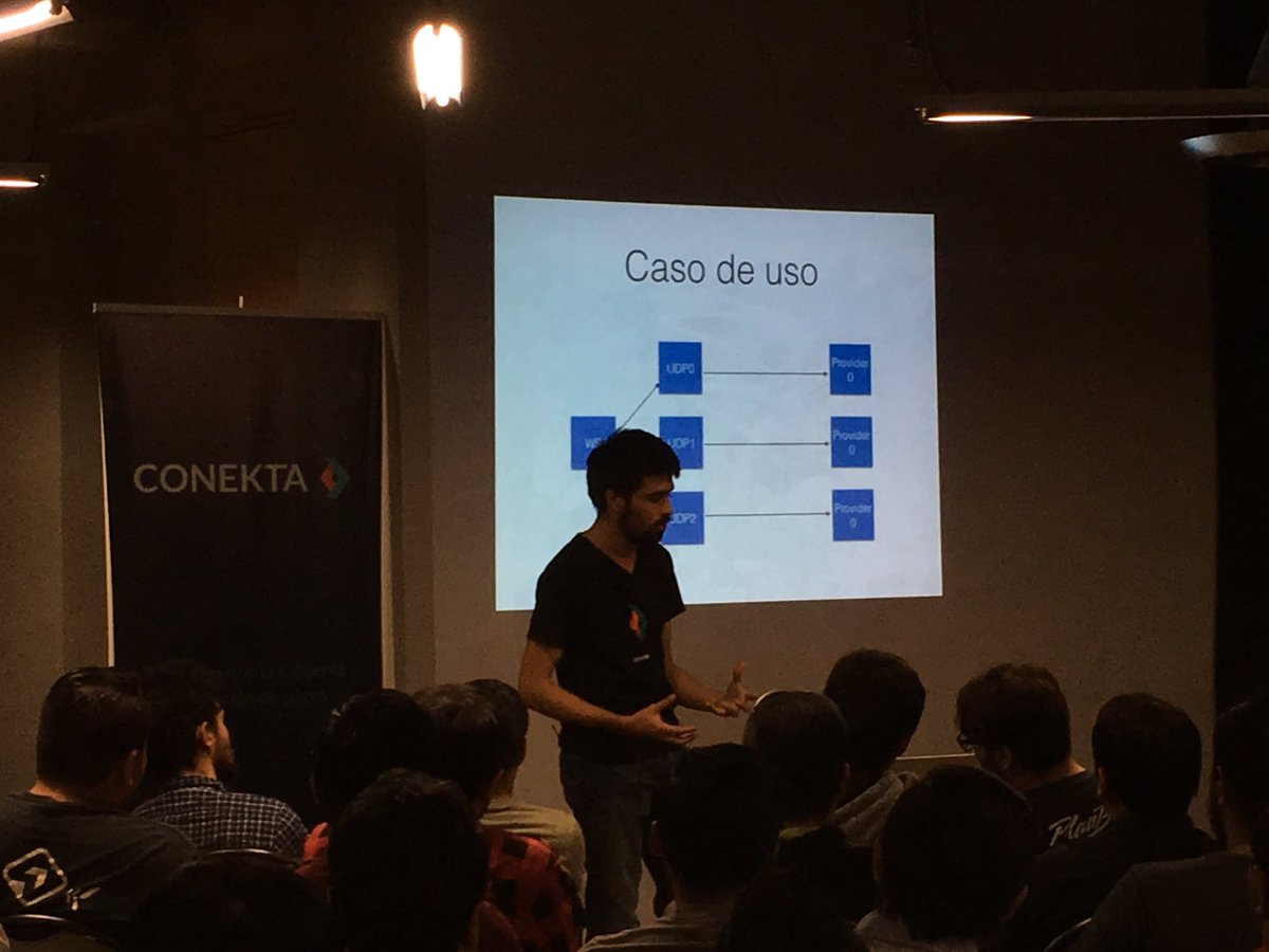 brusMX's tweet image. Julian Ceballos de @conektaIO hablando de pool de threads con llamadas UDP gracias a JXCore
#ChelaJs
