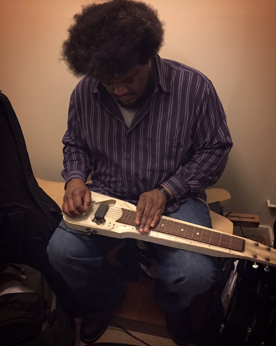 GlassTwin's tweet photo. @karanjaburke making an attempt at some atmospheric lap steel#rvamusic#recording https://t.co/0lj2TivkMo