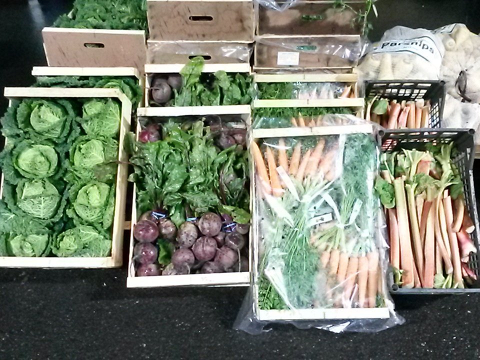 TotalPWolves's tweet image. #savoy #rhubarb #carrot #beetroot @TotalProduceUK this mornings fresh offerings