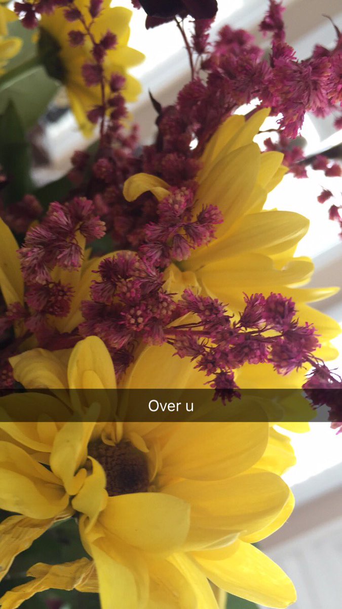 weeditCA's tweet image. Life with a Fuckboy.